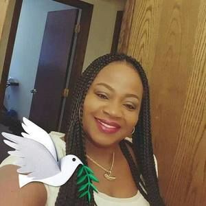 Meet your Posher, Cecelia